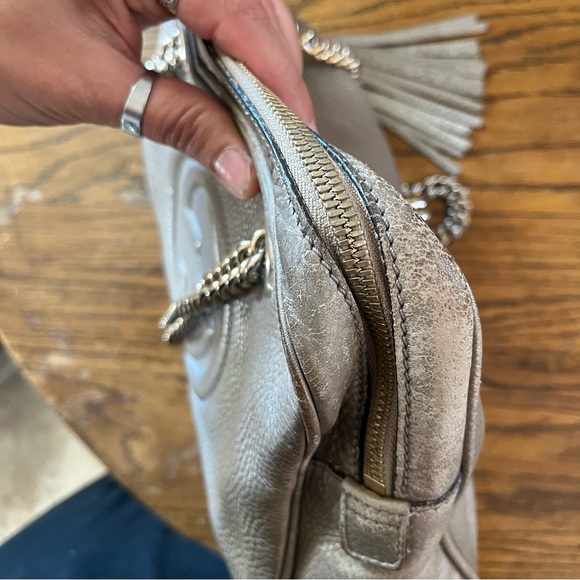 Gucci Soho Double Chain Interlocking G Soho Shoulder Bag Metallic Grey - Picture 7 of 16